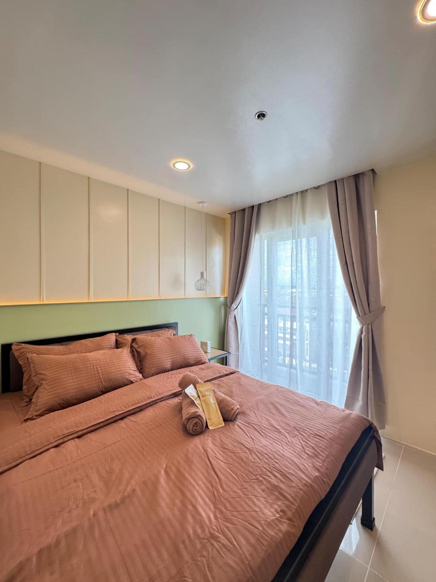 Condo 801 Bernwood Tower Iloilo City Exteriör bild